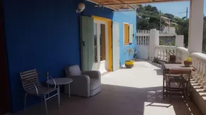 Stor sydvendt terrasse med fantastisk udsigt over bugten Marseille - Image 4
