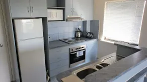 Central Perth 2 Bed Apartment with WiFi - Image 4