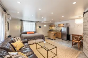 Privat Paia Studio i en tropisk fristad, en kort promenad till Paia Town & Beach. - Image 4