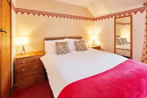 Host & Stay - Windles - Image 3
