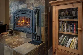Cozy foothills home - Image 3