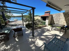 Toma - house by the sea - Image 5