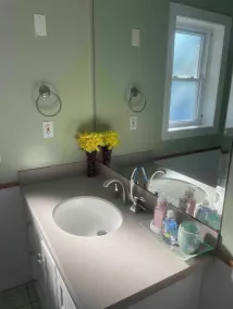 1 beautiful master bedroom , bathroom ( Not an entire house ) - Image 2