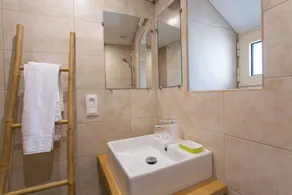 Charming stone house with private pool - Image 3