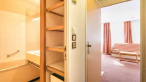 Studio Rustique Parfait pour les Skieurs | Lokale à ski + Près du Navette + Accès Piscine Extérieure - Image 3