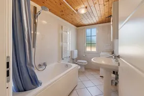 Appartamento per vacanze \"La Casa di Lady\" con vista mare, terrazza e Wi-Fi - Image 3