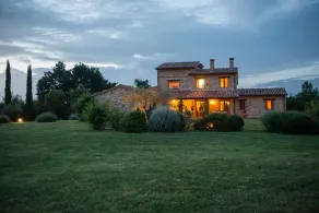 Fantastisk medeltida villa med utsikt över Todi - Image 5