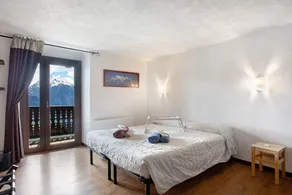 Habitación “Coppa dell’Amicizia” – Espacio y convivencia - Image 4