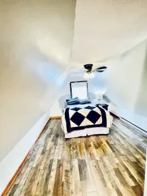 The Getaway - Wi-Fi - Pet friendly  - New Deck - Image 4
