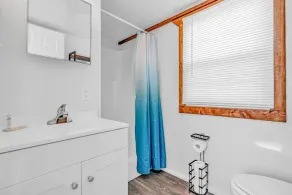Aqua Lodges at Key Colony - Image 2