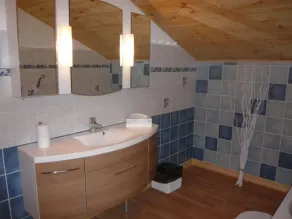 Chalet chaleureux avec sauna, terrain, terrasse et babyfoot à Saint-Nabord - Image 3