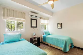 3-BD Beauty with Pool Near Beach - Image 4