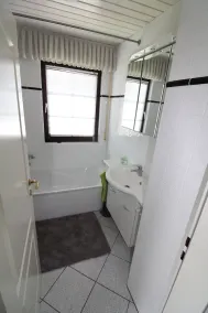 Cottage romantique vous cherche! - une connexion Wi-Fi, une cheminée, une cabine infrarouge - Image 4