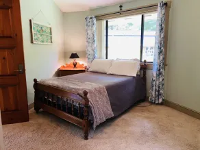 **BEAUTIFUL UNIQUELY STYLED HOME WITHIN 5 MINS OF LAKE JAMES! - Image 5