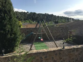 Montbrun Vineyard Escape - Image 2