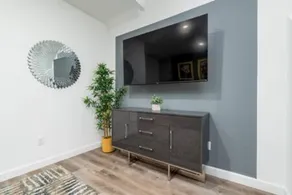 Stylish 3/2.5 Townhome Near Inter Miami with Pool - Image 2