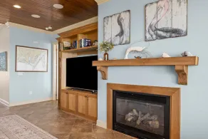 Island Waterfront Home for 10. Sound & Dock Views! - Image 2