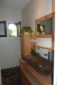 BELLA CASA CON SAUNA E GIARDINO MOLTO PIACEVOLE 2 MN A PIEDI DALLA RANCE. - Image 3