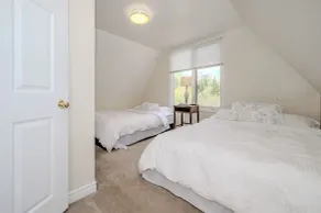 Nature Lovers' cottage on the escarpment with gorgeous views - 5 min to downtown - Image 4