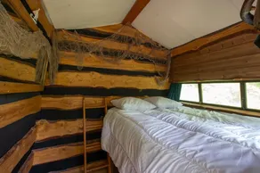 Caravana 'La Pêcherie' con terraza privada - Image 4