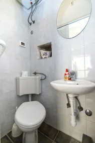 House Lea - Image 4