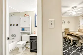 Oceanfront condo with pool, grill, central AC, washer/dryer, & snowbird friendly - Image 5
