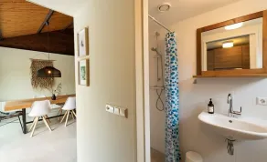 Holiday home De Haerde 66 privately situated near sea and beach - Image 4