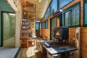 Beautiful private lodge set on 40 acres!!! - Image 4
