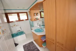 Cozy vacation apartment with balcony/terrace and separate kitchen - Image 2