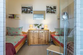 Holiday Apartment \"Harzblick\" with Mountain View, Balcony & Wi-Fi - Image 5