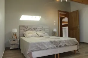 Villa ubicada en el corazón de Provenza con piscina privada en 3 hectáreas. - Image 4