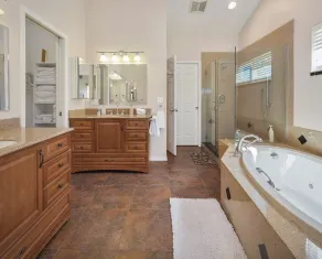 Anderson Island Luxury Beach Home. Kayak, HotTub, Paddle Board, Beachfront, View - Image 2