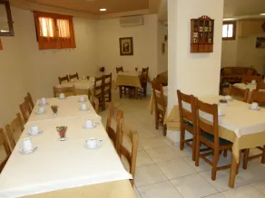 Megim Hotel - Image 3
