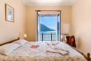Villa Captain Fotis 4 – Pet-Friendly Apartment with Sea View & Balcony - Image 3