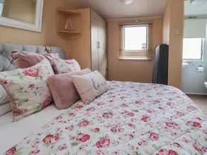 Caravan 596 - Image 5