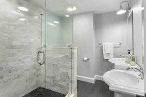 Elegant Downtown Retreat 5 Bedrooms & First Floor Primary Suite - Image 3