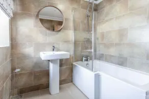 Haven View - 2 Bedroom Apartment - Milford Haven - Image 2