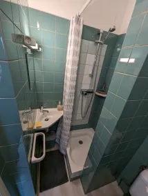 Hus med opvarmet pool på Saint Laurent golfbane, strande 7 km - Image 3