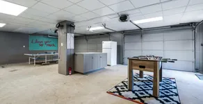 Scenic 5-Acre Retreat with Hot Tub Pool & Game Room - Image 4