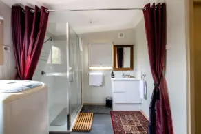 Gorgeous, pet friendly, family sized cottage in the perfect location.  - Image 3