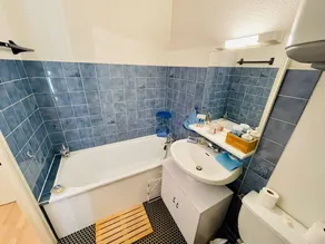 Cozy Studio Near Arcachon Center - 600m from Beach, Balcony, Parking, Sleeps 4 - Image 2