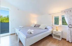 Beautiful Home In Turjaci - Image 2
