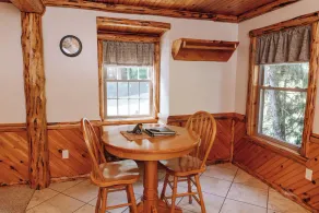 The Hideaway Suite: Cozy, Lodge Suite in Amish Country, Ohio - Image 3