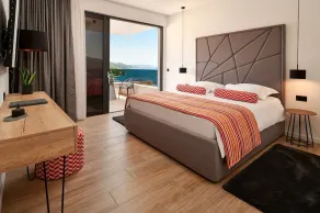 Luxury Villa Thalia Marina with Indoor Heated Pool - Image 4