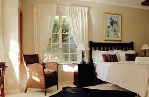 Luxurious self-catering cottage sleeping up to 4 adults - Image 5