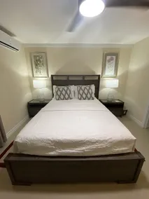 Situated in Saint Peter; MaryJays is 300 metres from Godings Bay Beach. - Image 5