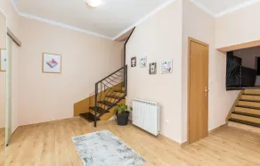 Amazing Home In Marcana With Jacuzzi - Image 2