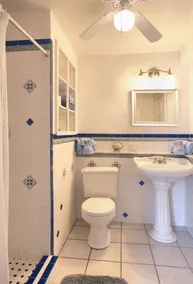 Amelia's Hideaway ~ Skjult Courtyard Villa med privat pool - Image 5