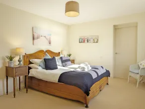 Family home overlooking Felpham seafront - Image 4