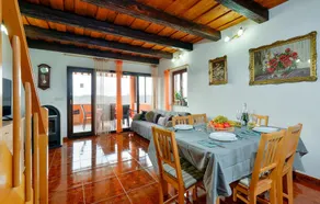 Pet Friendly Home In Jalzabet - Image 5